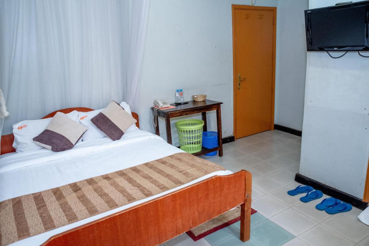 Jupiter Guest House - Parklands Nairobi Exterior photo